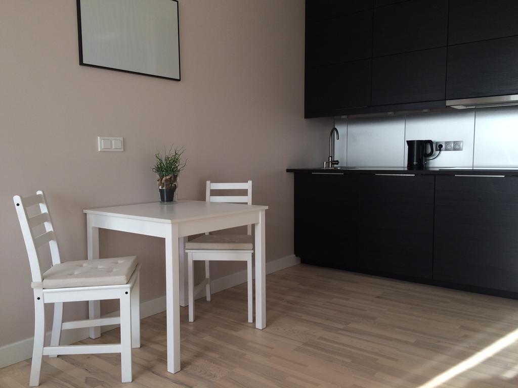 Przasnyska 7 Apartment วอร์ซอ ภายนอก รูปภาพ
